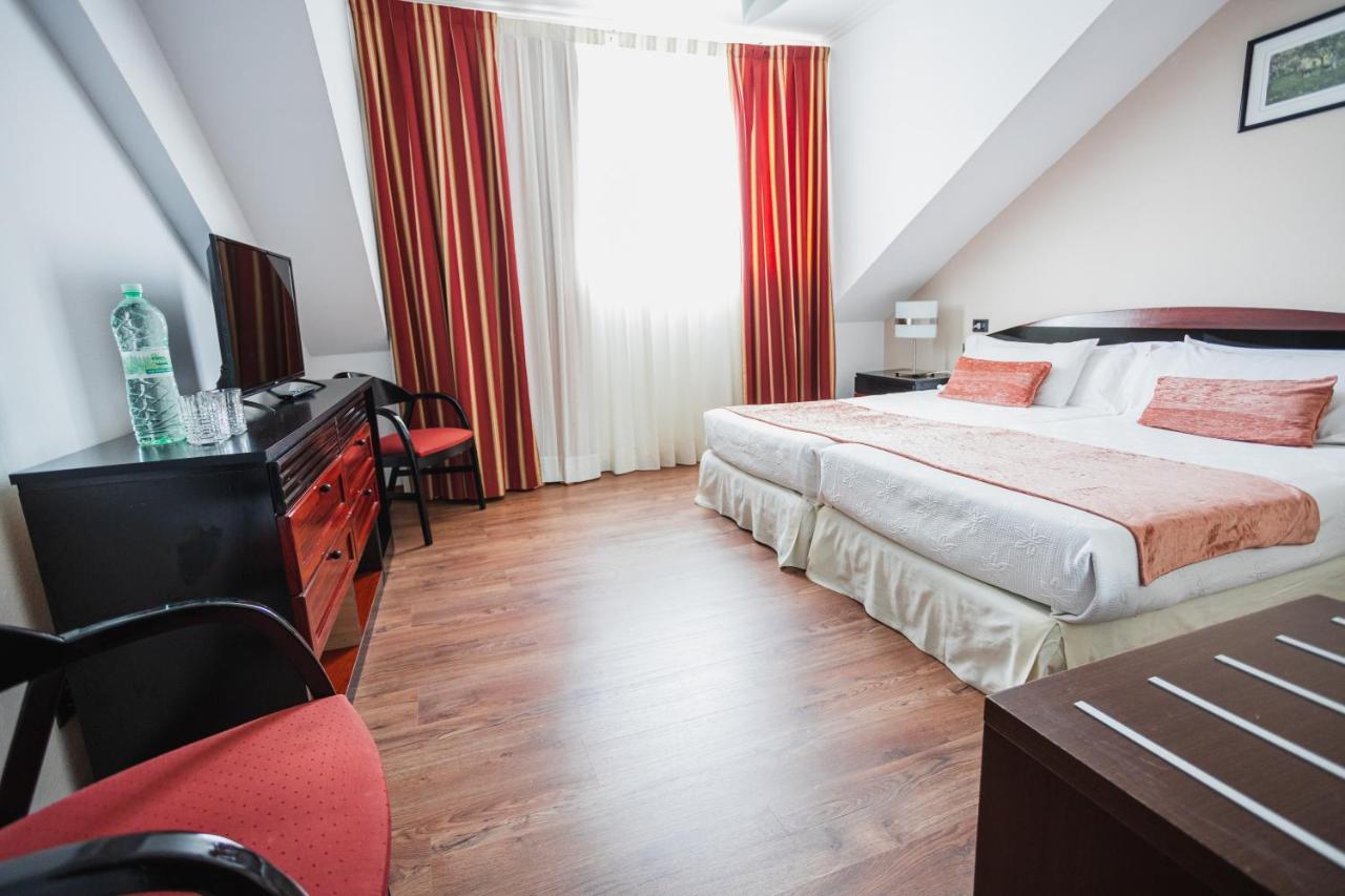 O Val Do Naseiro Hotel บีเวโร ภายนอก รูปภาพ